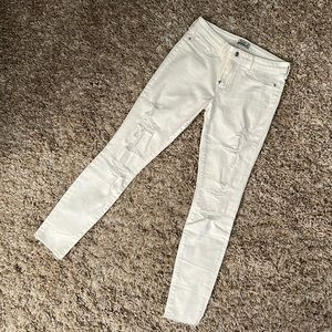 NWOT White A&F Harper Super Skinny Jeans 28/6L
